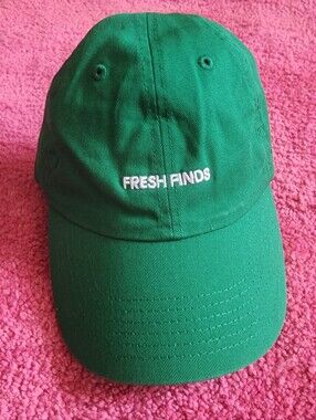 NWOT Fresh Finds Dad Cap Adjustable GREEN OS